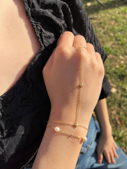 Sophia Hand Chain
