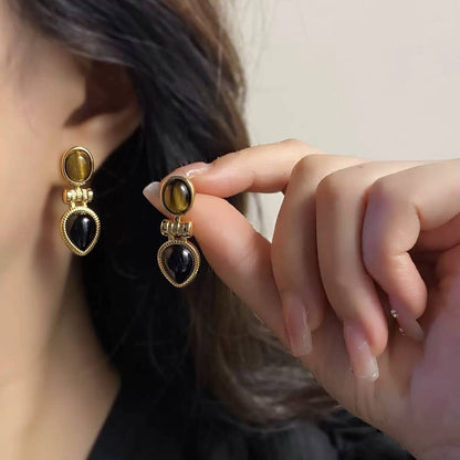 Vantage Earring