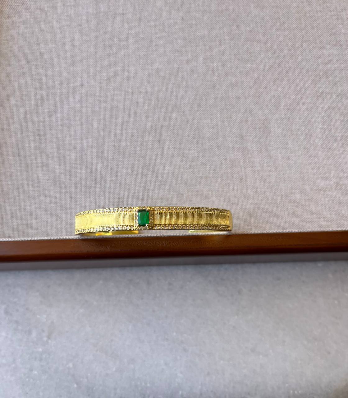 Alma Bangle