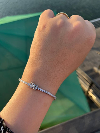 Sakura Bracelet