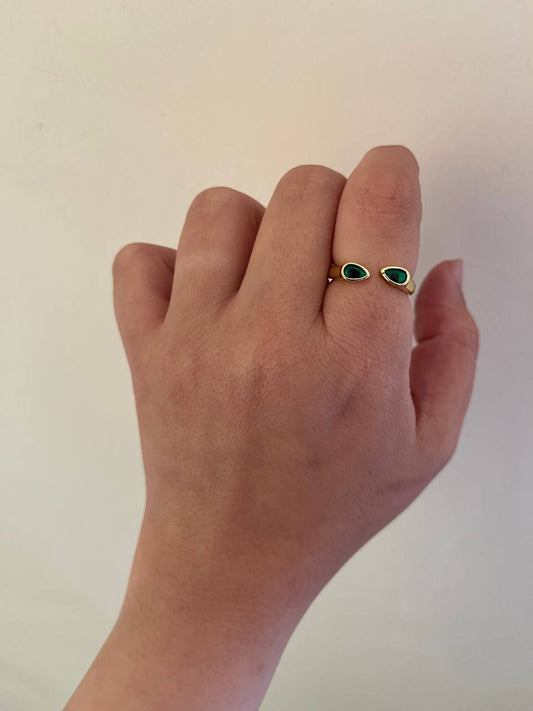 Mona Ring