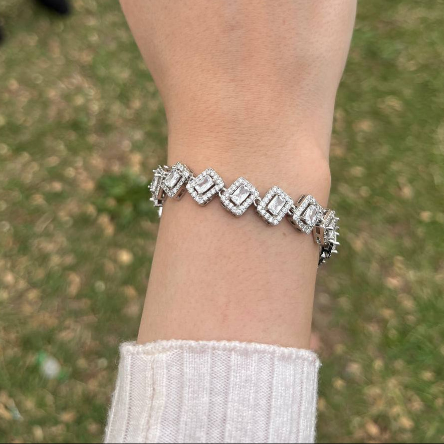 Tia Bracelet
