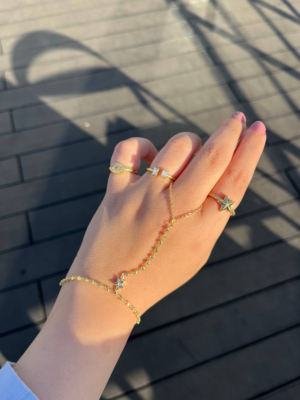 Stella Hand chain