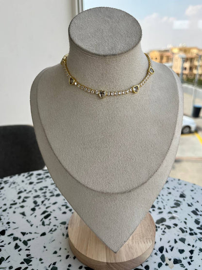 Lova Necklace