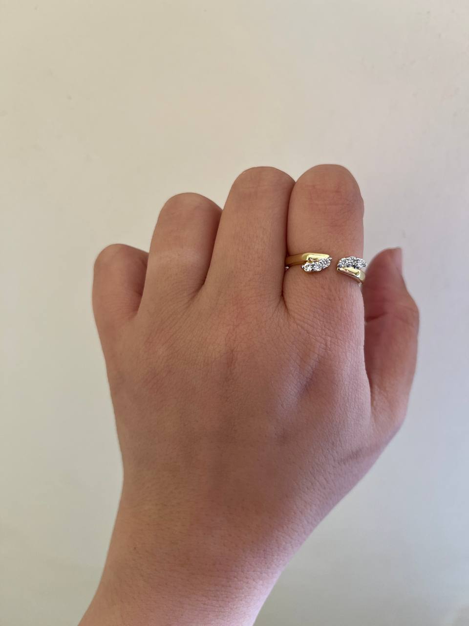 Iris Ring